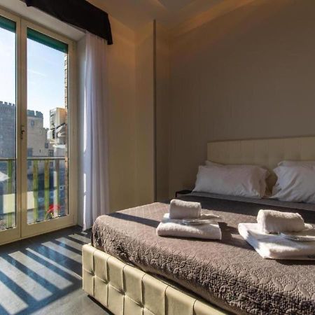 Mayfair Lifestyle Suites By Babylon Stay Napels Buitenkant foto