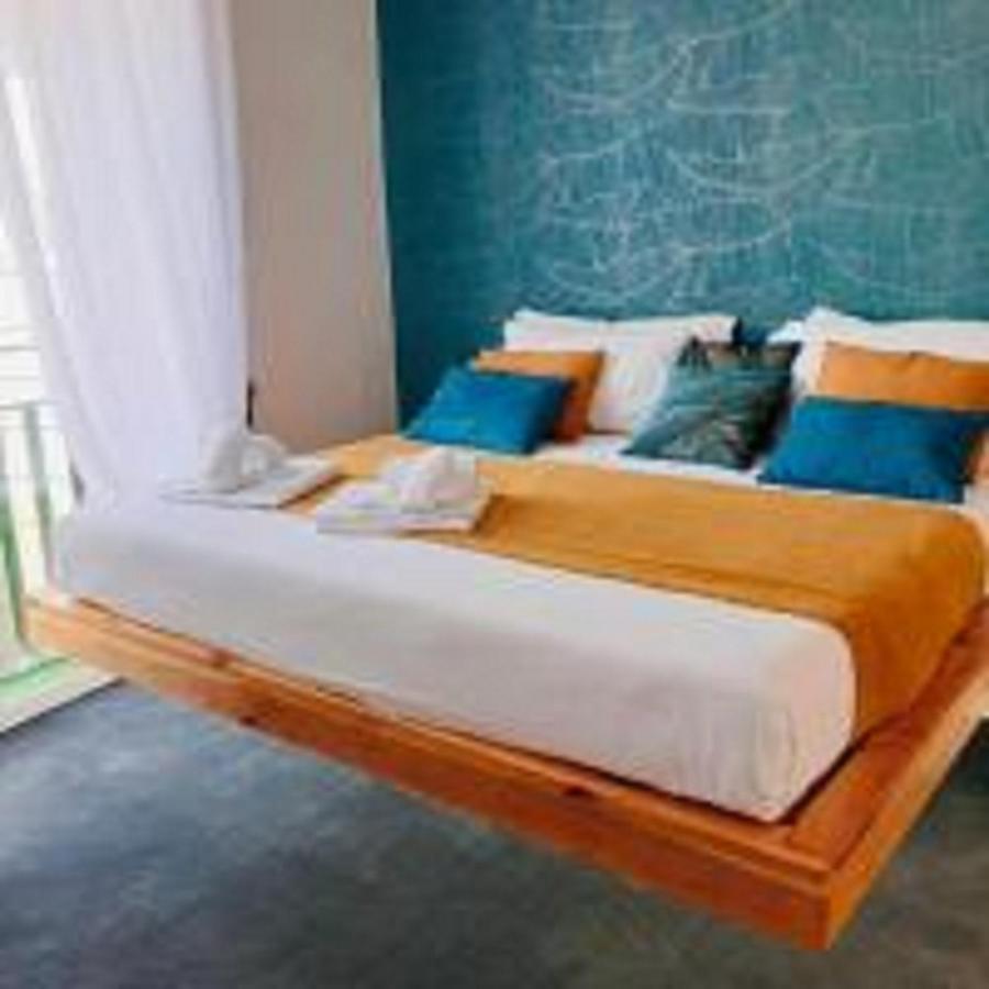 Mayfair Lifestyle Suites By Babylon Stay Napels Buitenkant foto