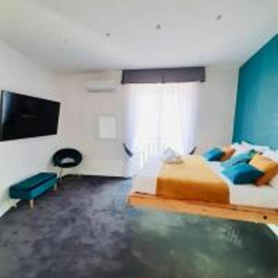 Mayfair Lifestyle Suites By Babylon Stay Napels Buitenkant foto