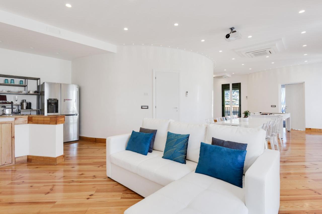 Mayfair Lifestyle Suites By Babylon Stay Napels Buitenkant foto