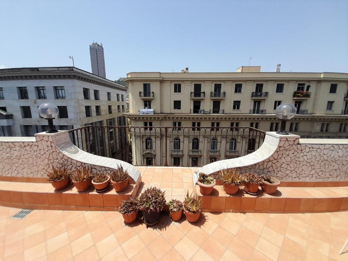 Mayfair Lifestyle Suites By Babylon Stay Napels Buitenkant foto