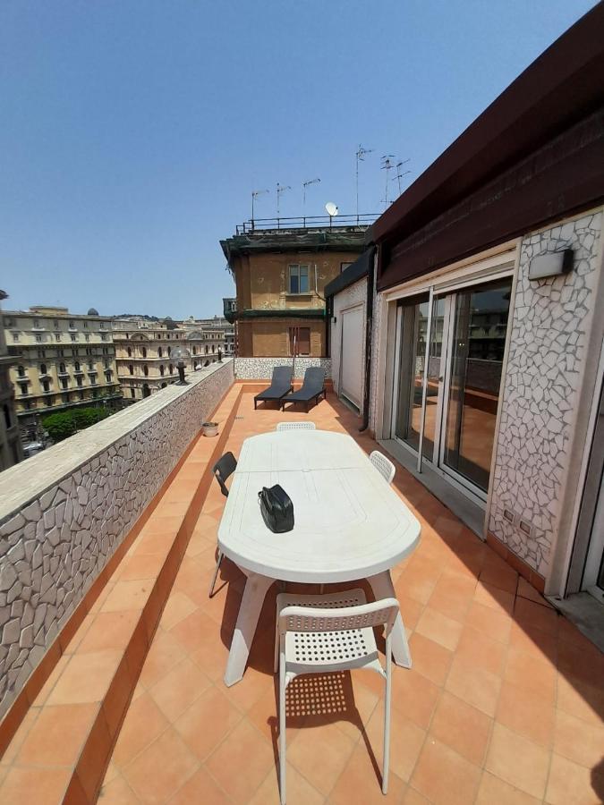 Mayfair Lifestyle Suites By Babylon Stay Napels Buitenkant foto