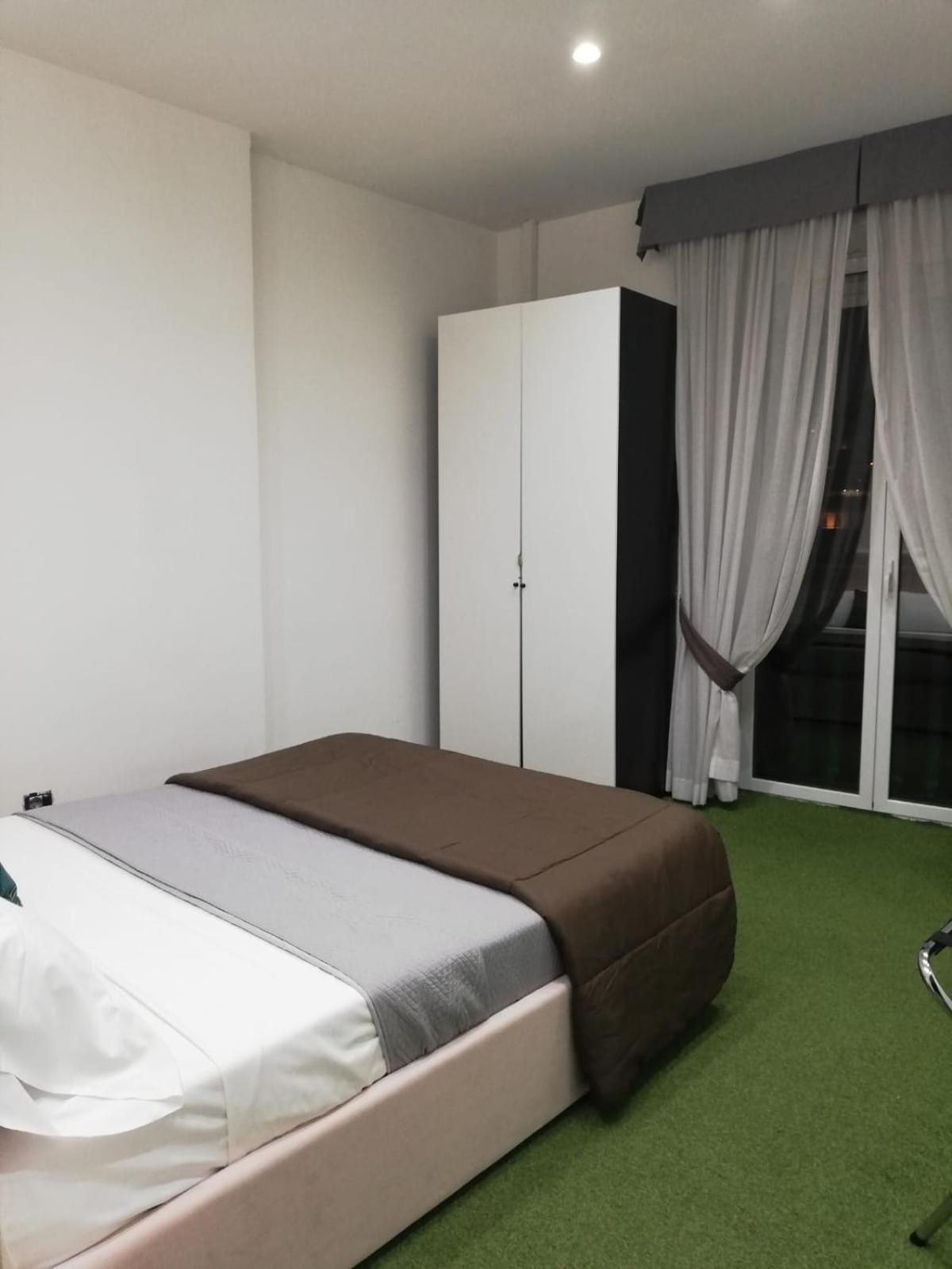 Mayfair Lifestyle Suites By Babylon Stay Napels Buitenkant foto