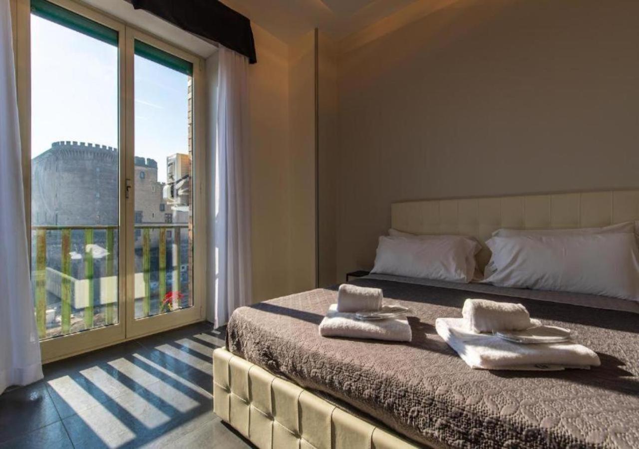 Mayfair Lifestyle Suites By Babylon Stay Napels Buitenkant foto