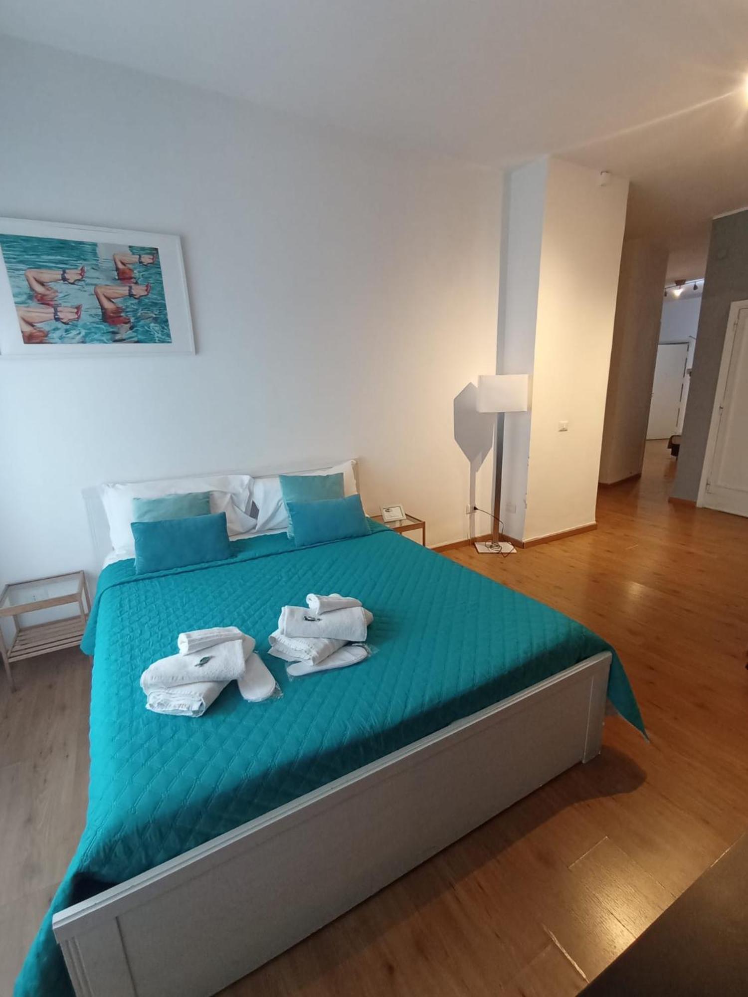 Mayfair Lifestyle Suites By Babylon Stay Napels Buitenkant foto