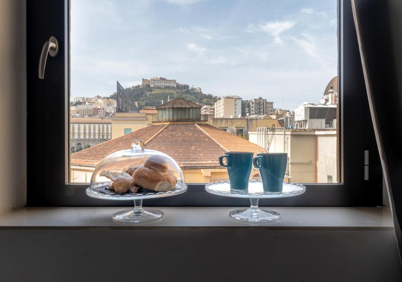 Mayfair Lifestyle Suites By Babylon Stay Napels Buitenkant foto