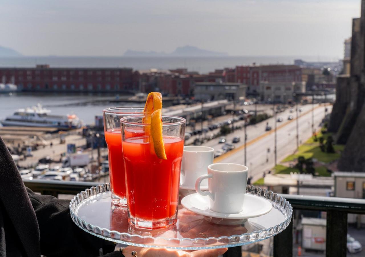 Mayfair Lifestyle Suites By Babylon Stay Napels Buitenkant foto