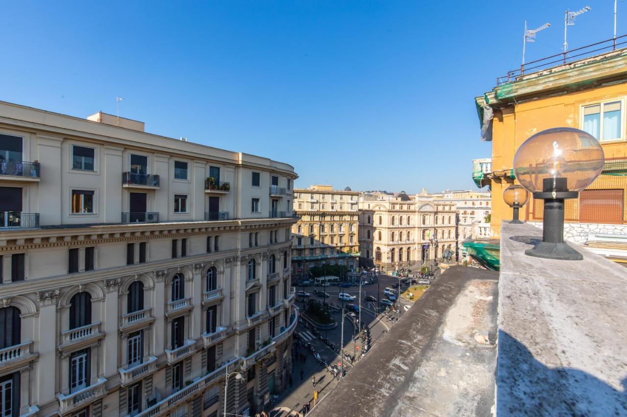 Mayfair Lifestyle Suites By Babylon Stay Napels Buitenkant foto